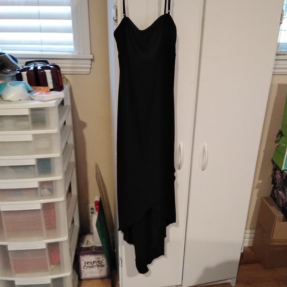 Black dress - Picture 1 of 1